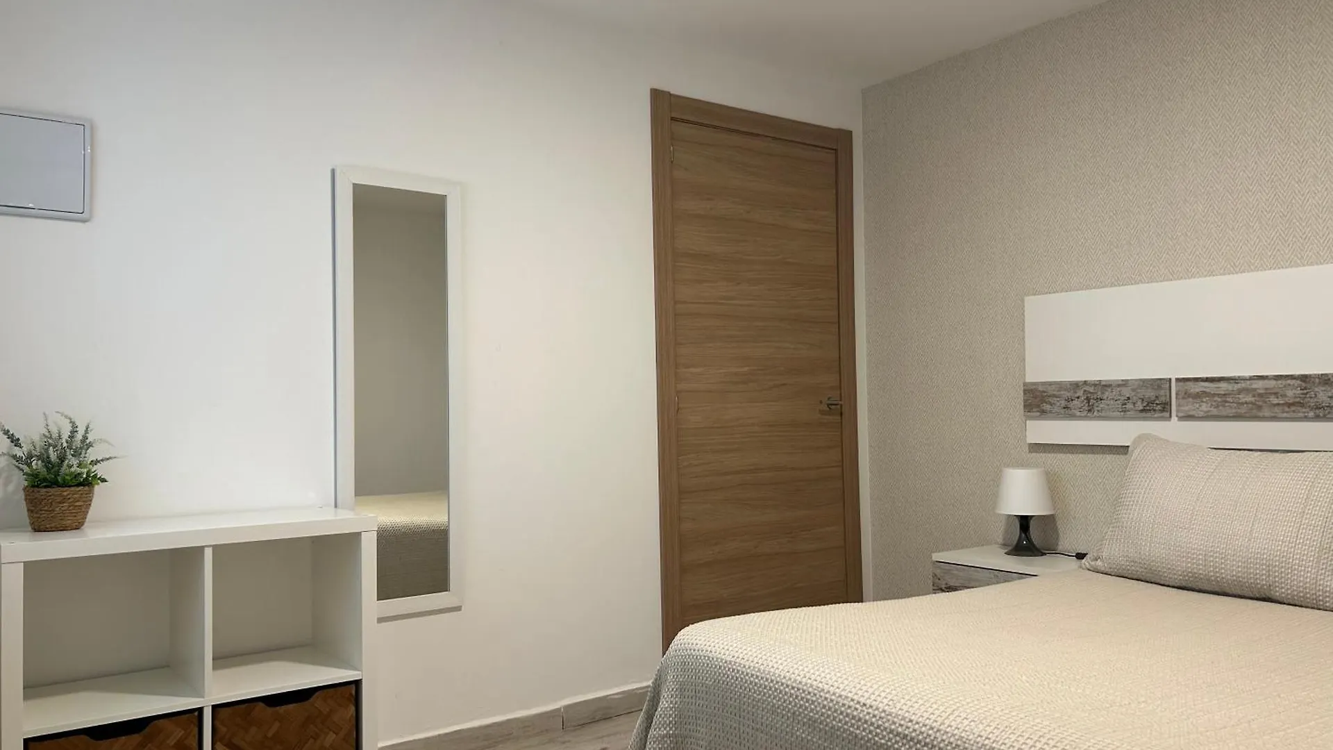 Apartamento Plaza Aurora, Casa en el Centro Histórico Málaga España